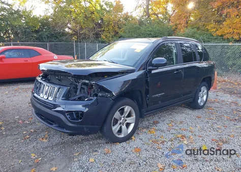 2014 Jeep Compass Latitude z USA, uszkodzony, nr VIN 1C4NJDEB4ED538432